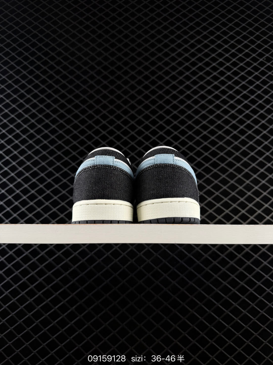Air Jordan 1 Low-553558-481